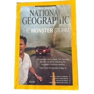 National Geographic Magazine November 2013 Monster‎ Storm Tim Samaras